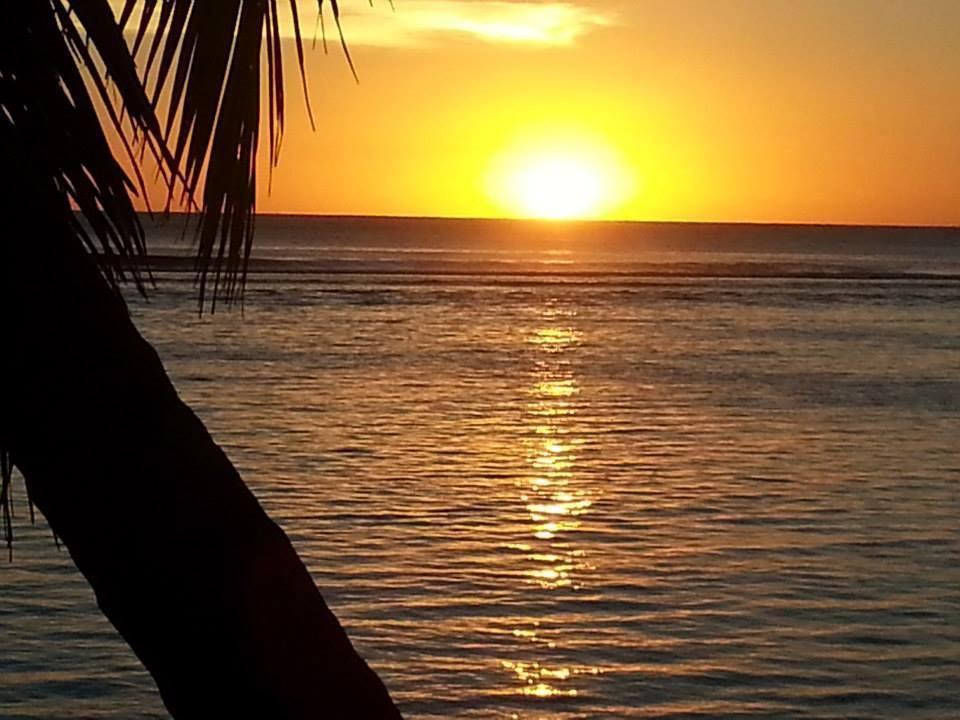 Sunset Palms Rarotonga Ξενοδοχείο Δωμάτιο φωτογραφία